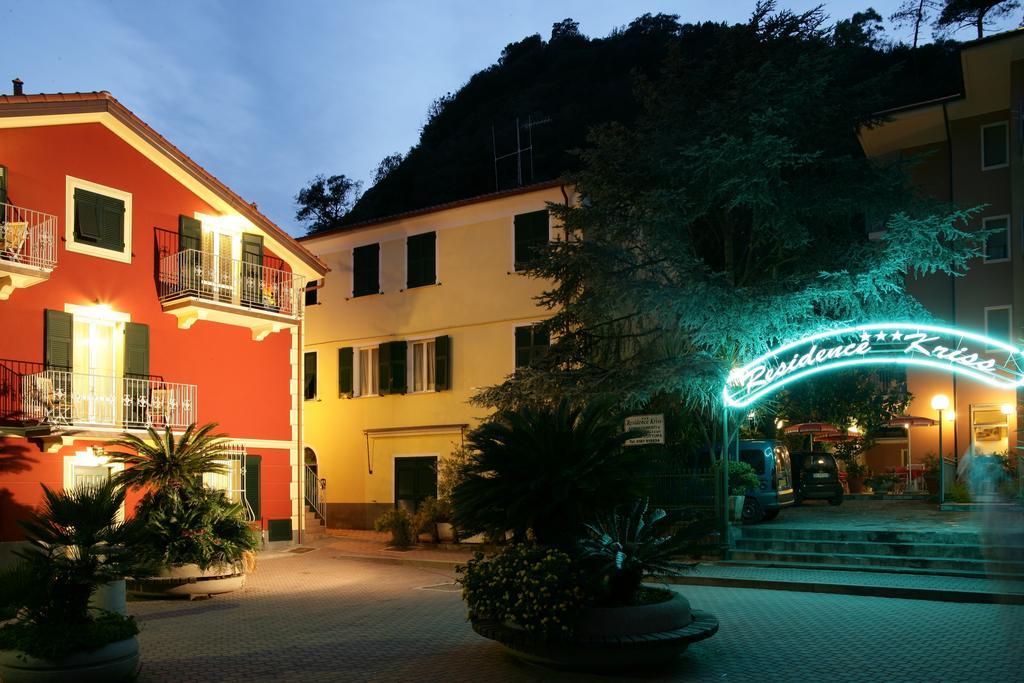 Residence Hotel Kriss Deiva Marina Exterior foto